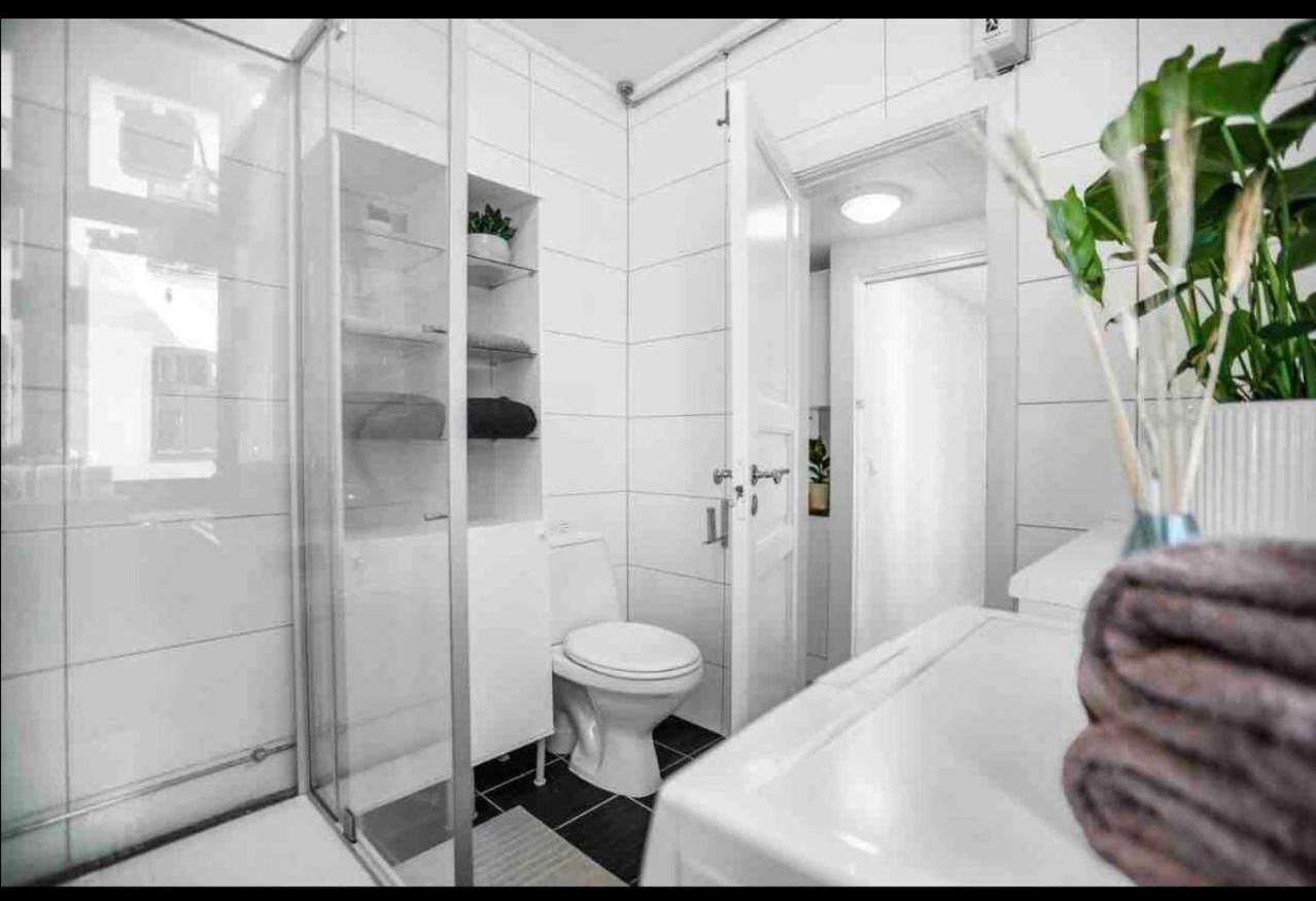 Happy Days Private Cozy Room In Heart Of Grunerlokka Oslo Exterior foto